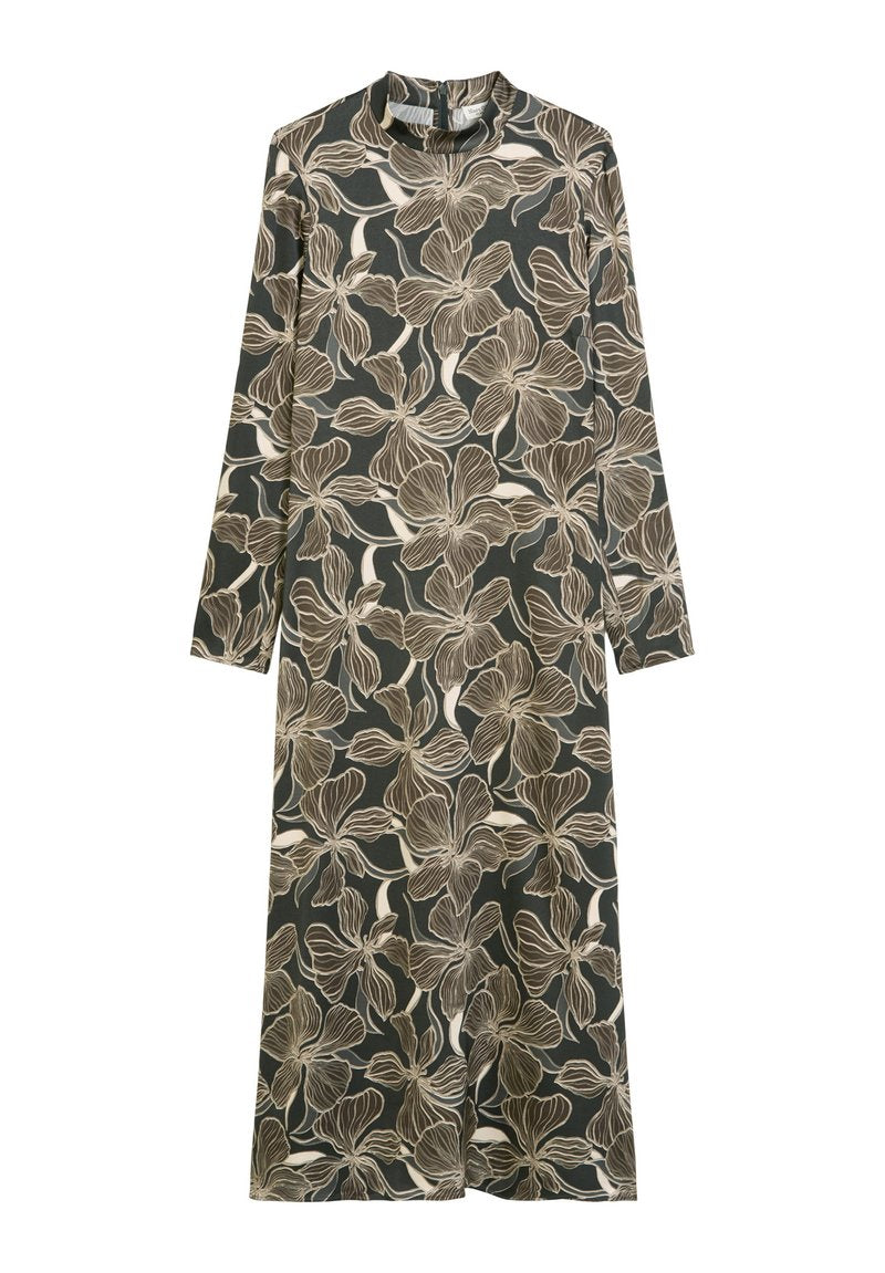 Langärmliges Blumen Kleid mit hohem Kragen, das einen dunkelgrünen Hintergrund und beige, liniengezeichnete Blumen zeigt. Weicher Stoff mit glatter Textur.