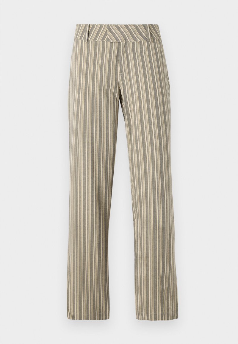 HELLA STRAIGHT PANTS  Media 1