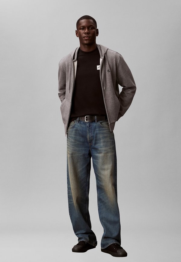 Calvin Klein Jeans  EASY COLLEGIATE BADGE TEE