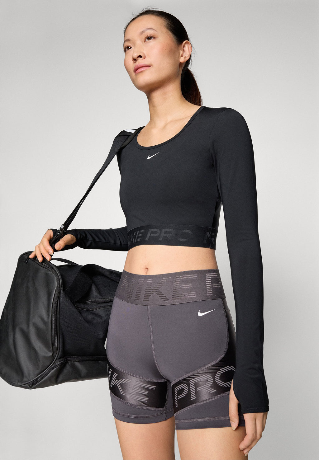 Nike Performance PRO SHINE