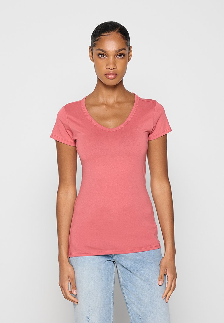 SLIM FIT 2 PACK Media 5
