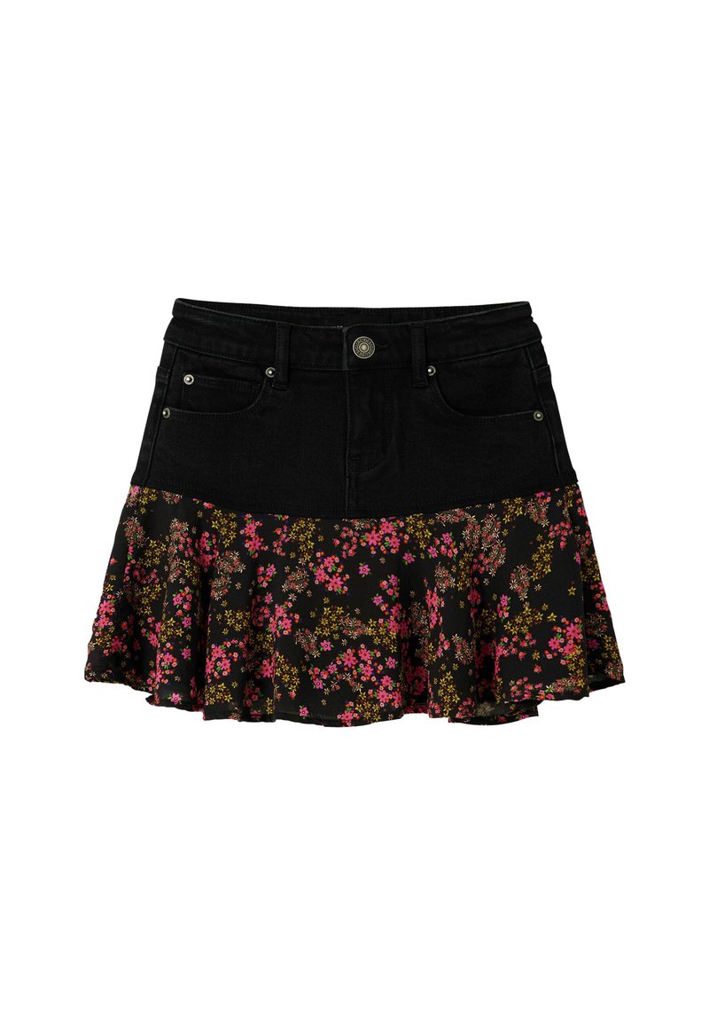 FLORAL RUFFLE Media 1