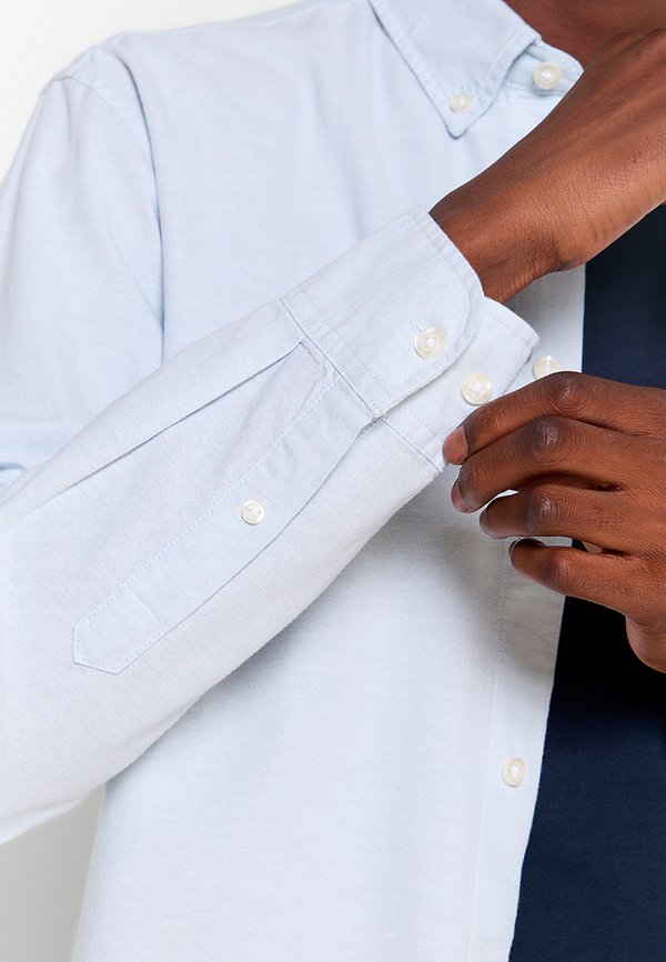 Selected REGULAR FIT