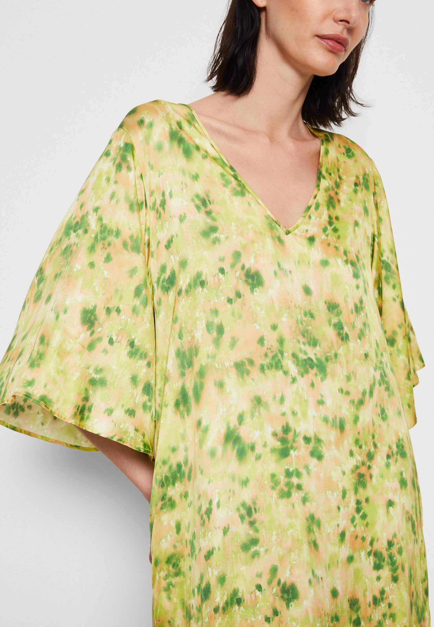 Second Female CROCUS DRESS