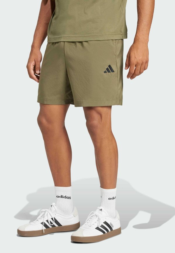adidas Sportswear ESSENTIALS SMALL LOGO CHELSEA - Sports shorts - olive strata black