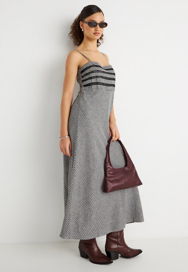 GAP INSERT BODICE DRESS