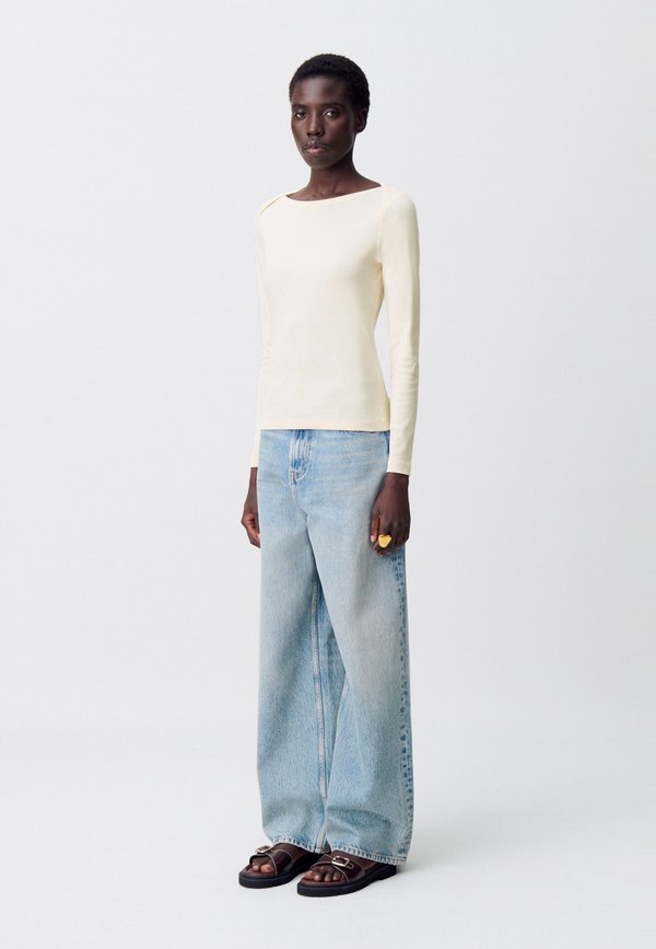 Claudie Pierlot