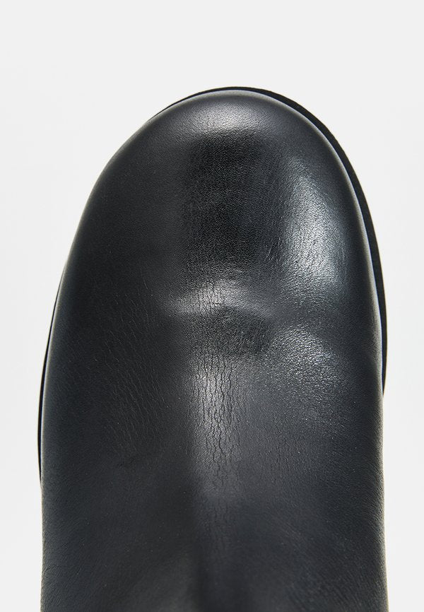 DKNY ROXANNE