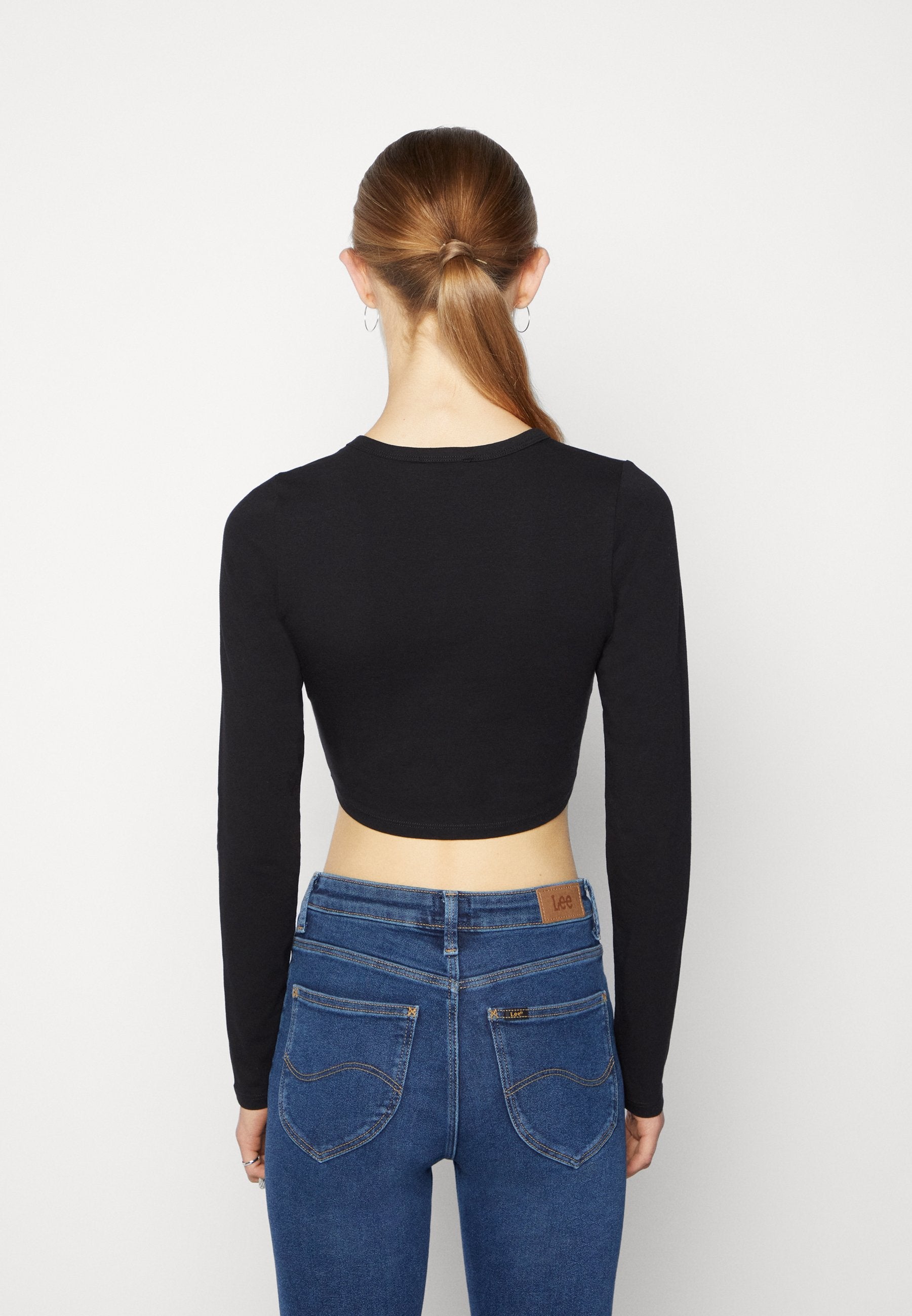 Hollister Co. HEM TIE DETAIL