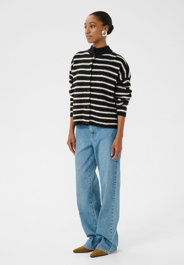 Gestuz GZALPHA SHORT STRIPED