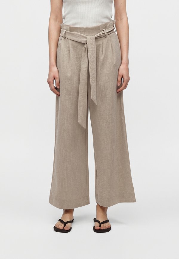 ONLY Paper ONLMARSA Flared Fit - Trousers - beige
