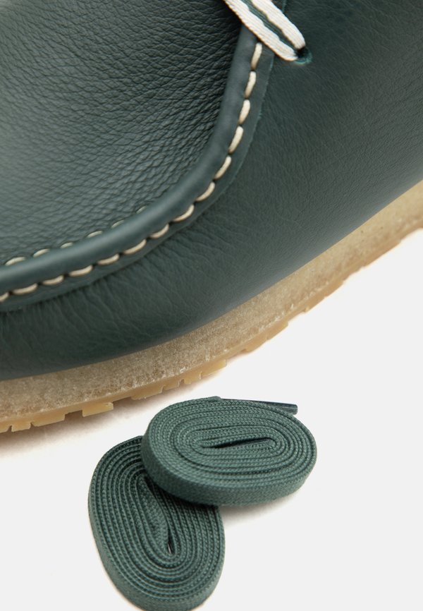 Clarks Originals WALLABEE