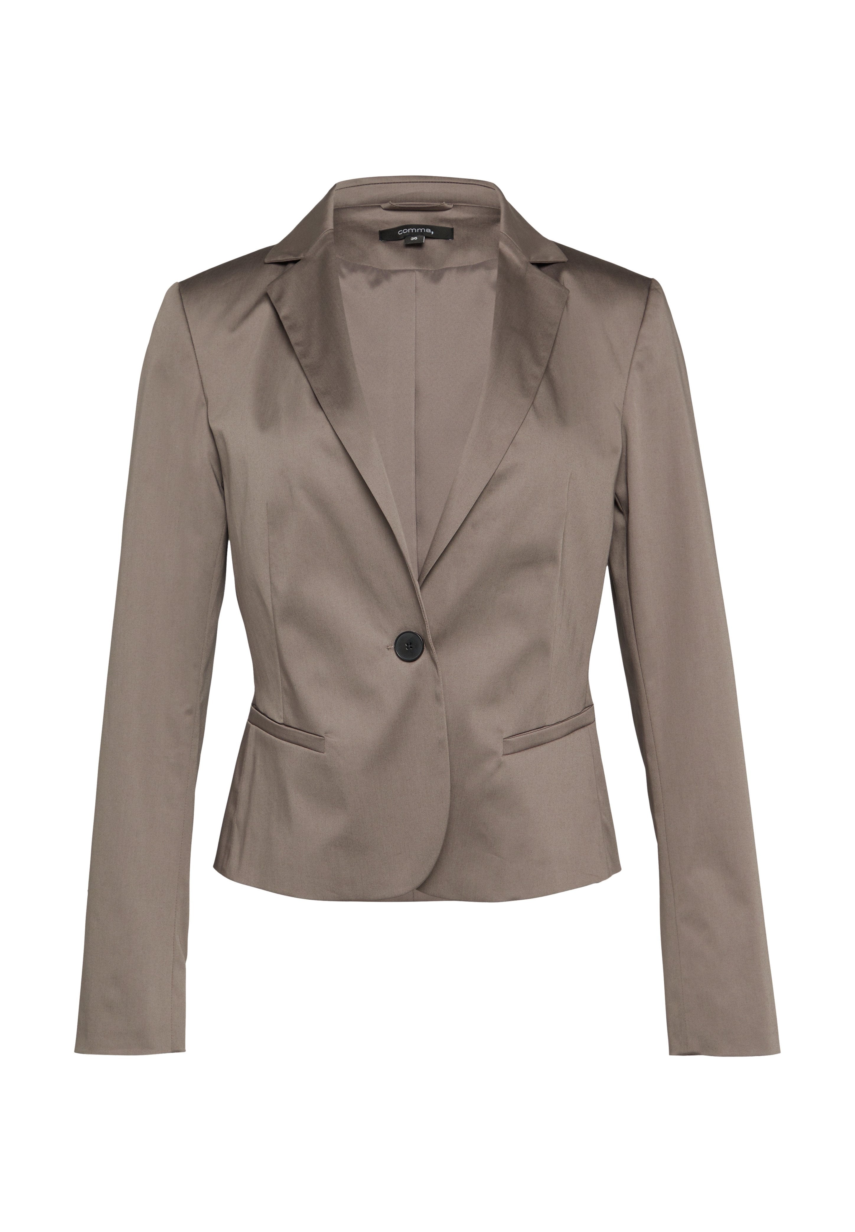 comma Blazer Media 1