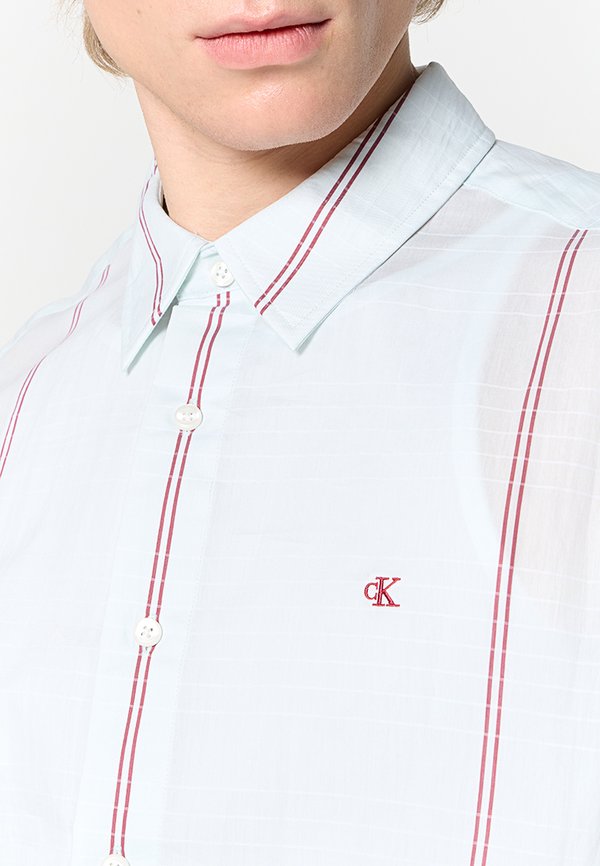 Calvin Klein RELAXED FIT