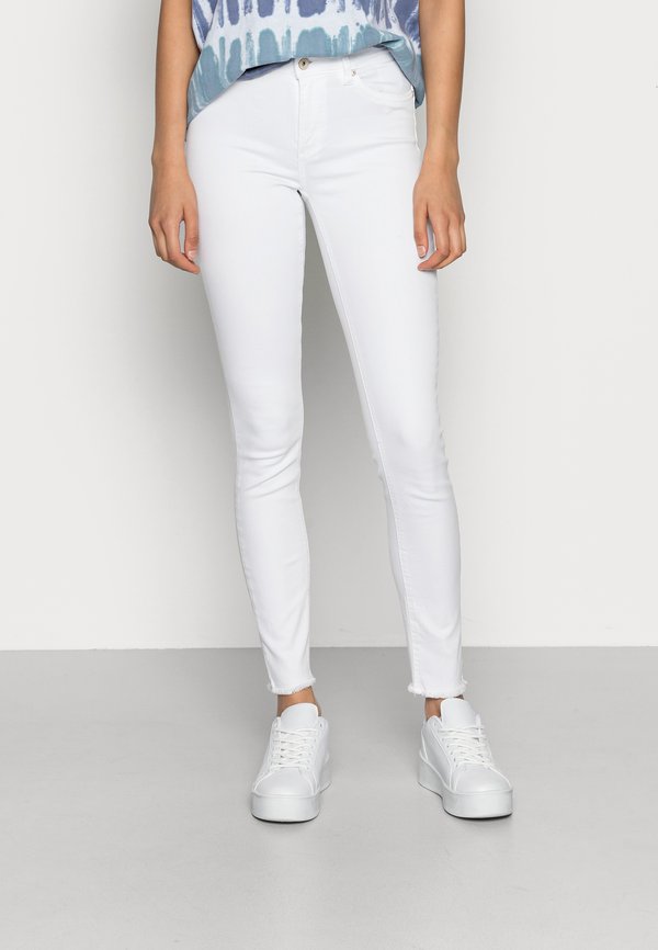 ONLY ONLBLUSH RAW - Jeans Skinny Fit - white