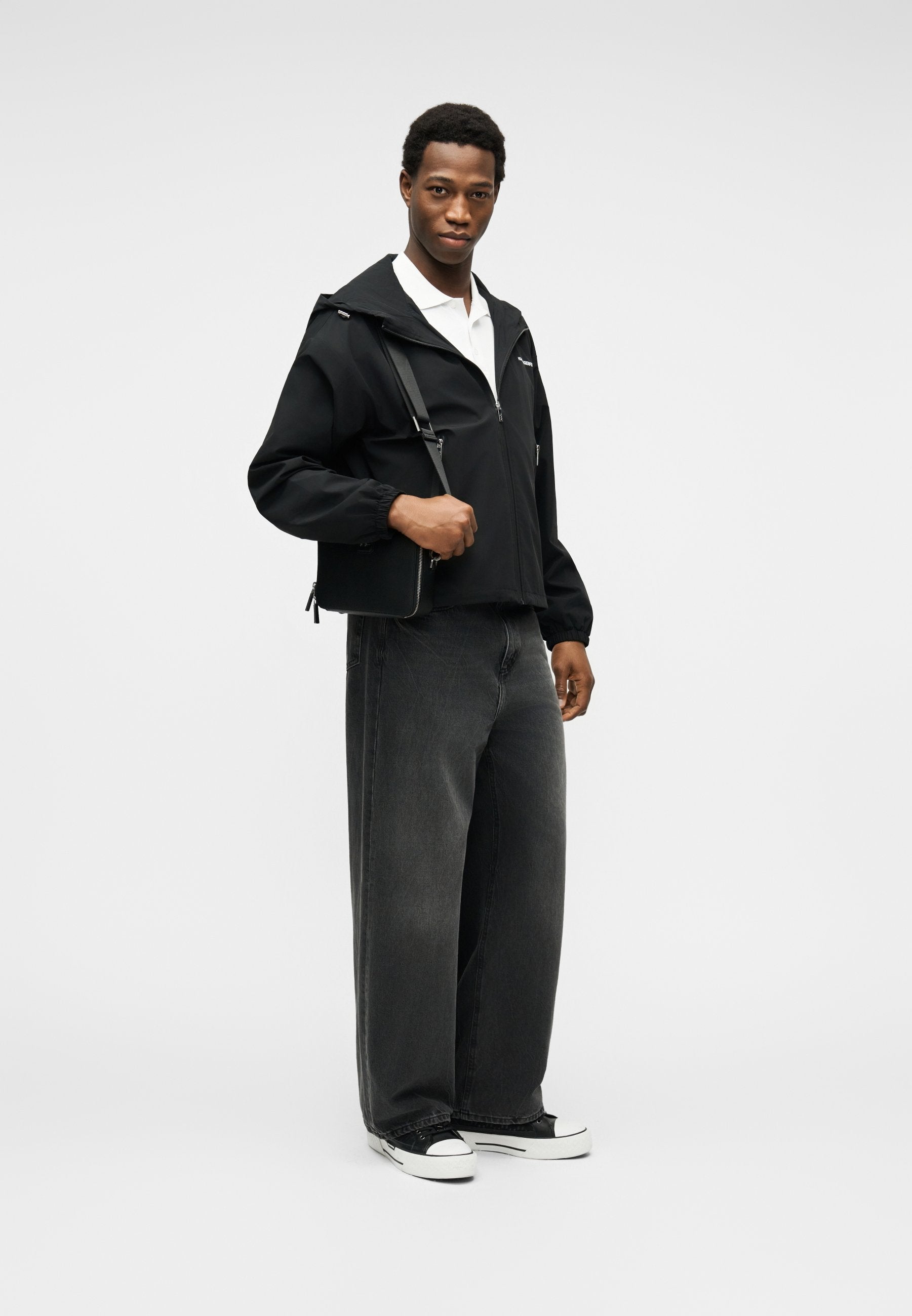 HOODED Media 2