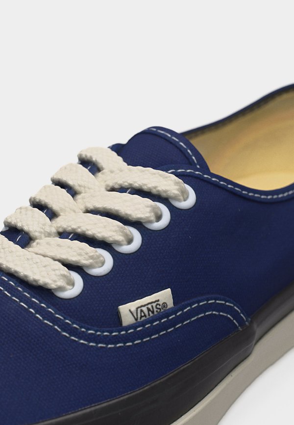 Vans PREMIUM AUTHENTIC 44 DECK