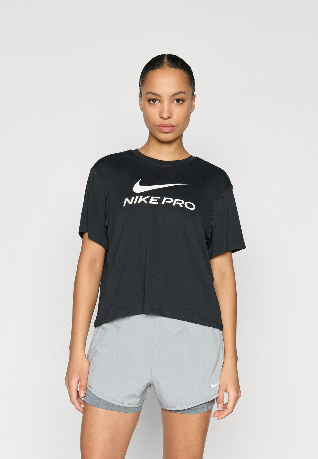 Nike Performance 365 LOOSE