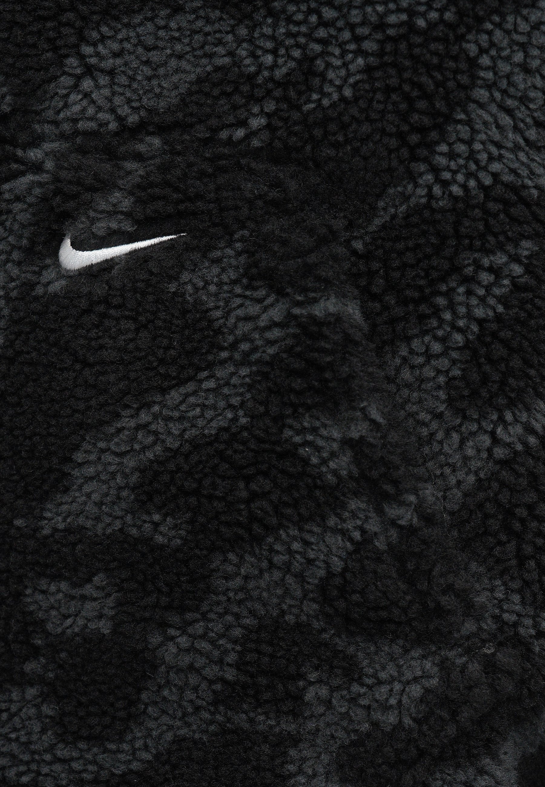 Nike Sportswear STREET