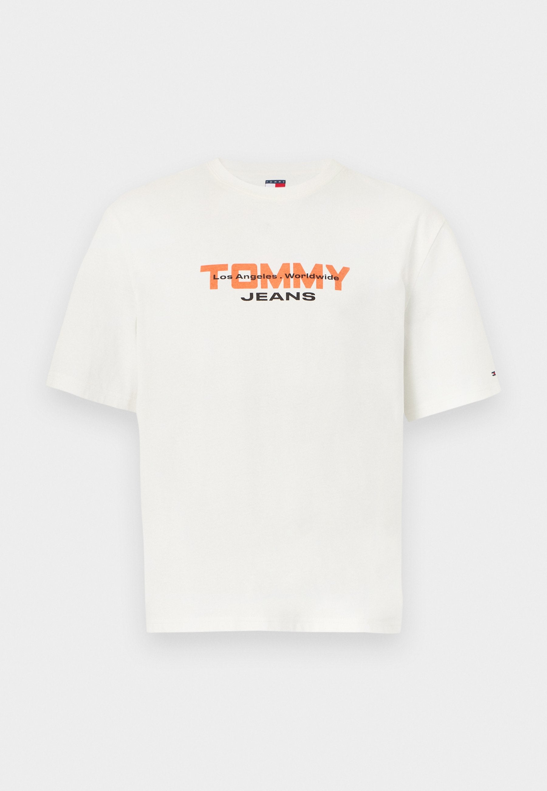 Weißes T-Shirt mit kurzen Ärmeln aus Baumwolle, mit einem auffälligen orange-schwarzen Schriftzug: „TOMMY Los Angeles Worldwide JEANS.“