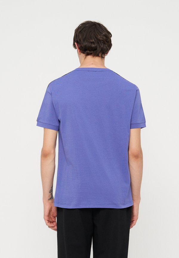 EA7 Emporio Armani