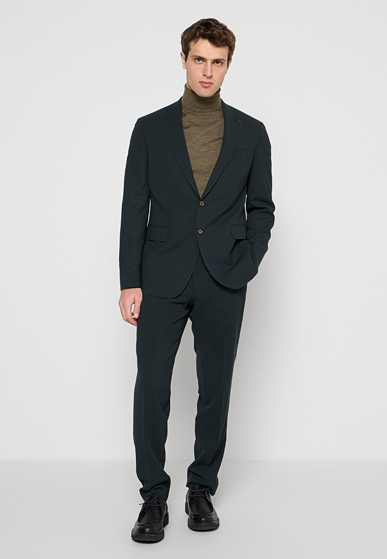 Michael Kors SLIM FIT