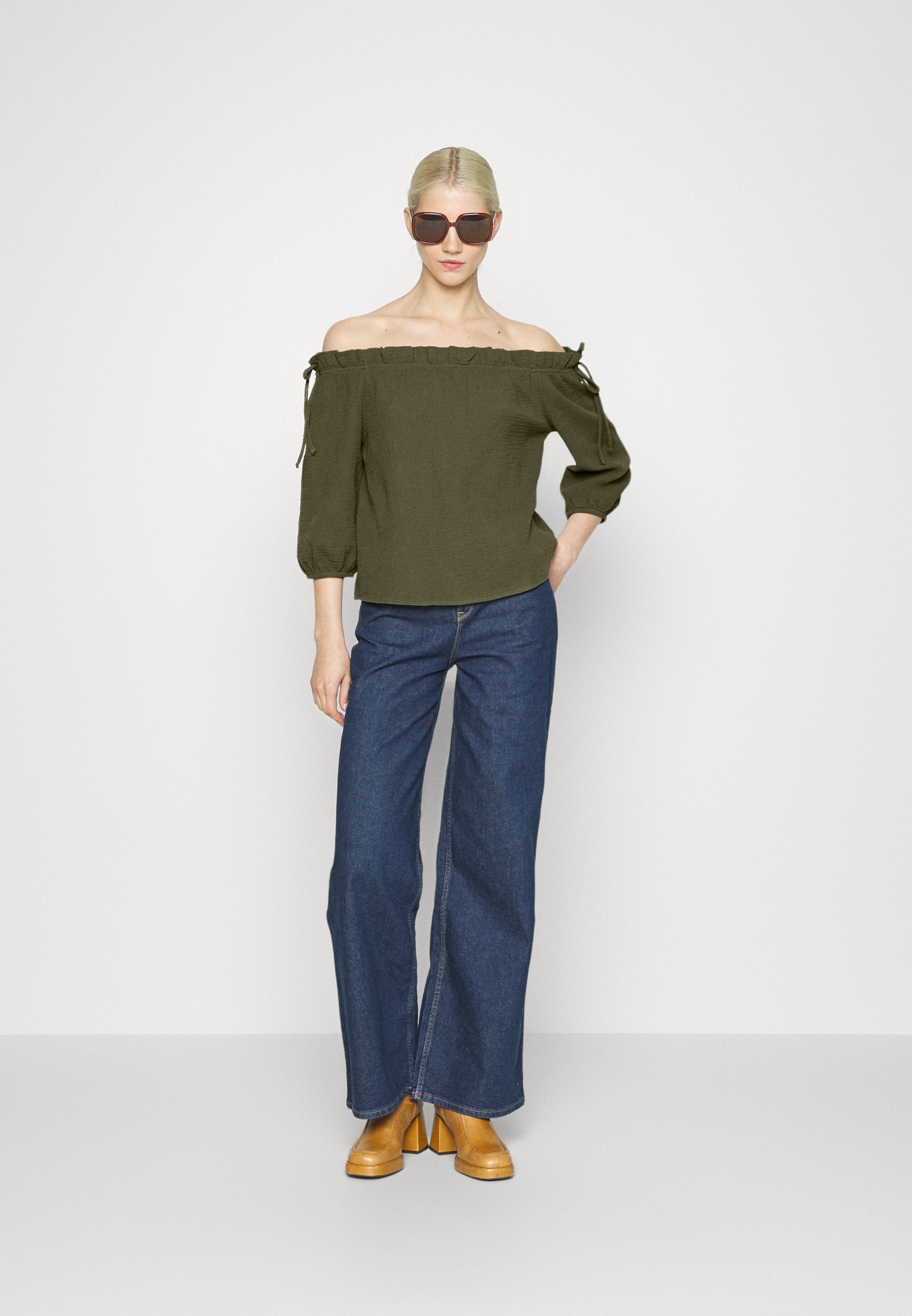 ONLY TILLA THYRA OFF SHOULDER NN
