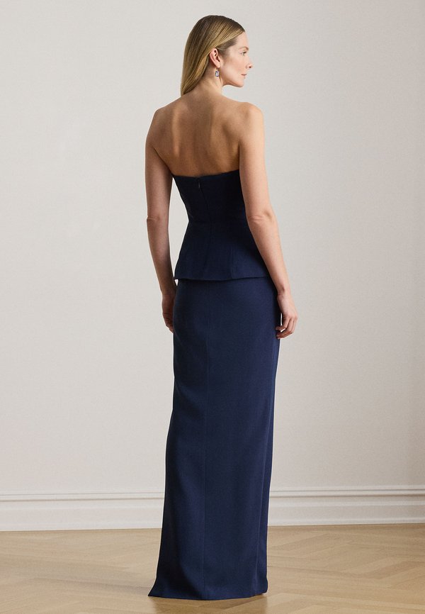 Lauren Ralph Lauren BUTTON-TRIM STRETCH CADY STRAPLESS GOWN
