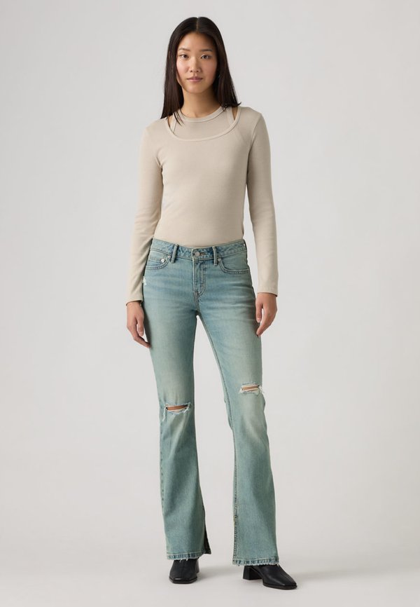 Levi's® LOW SLIM BOOT
