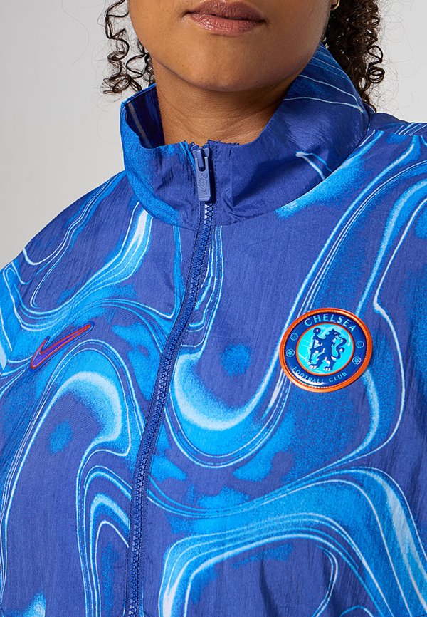 Nike Performance