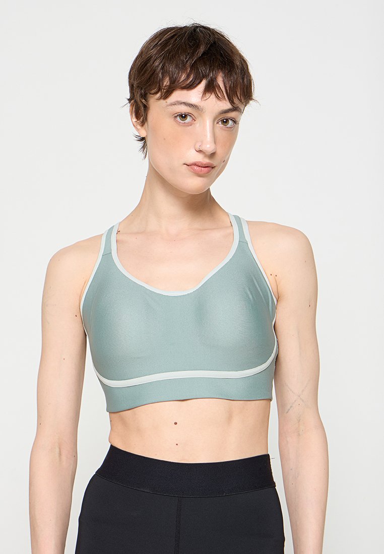 Under Armour INFINITY