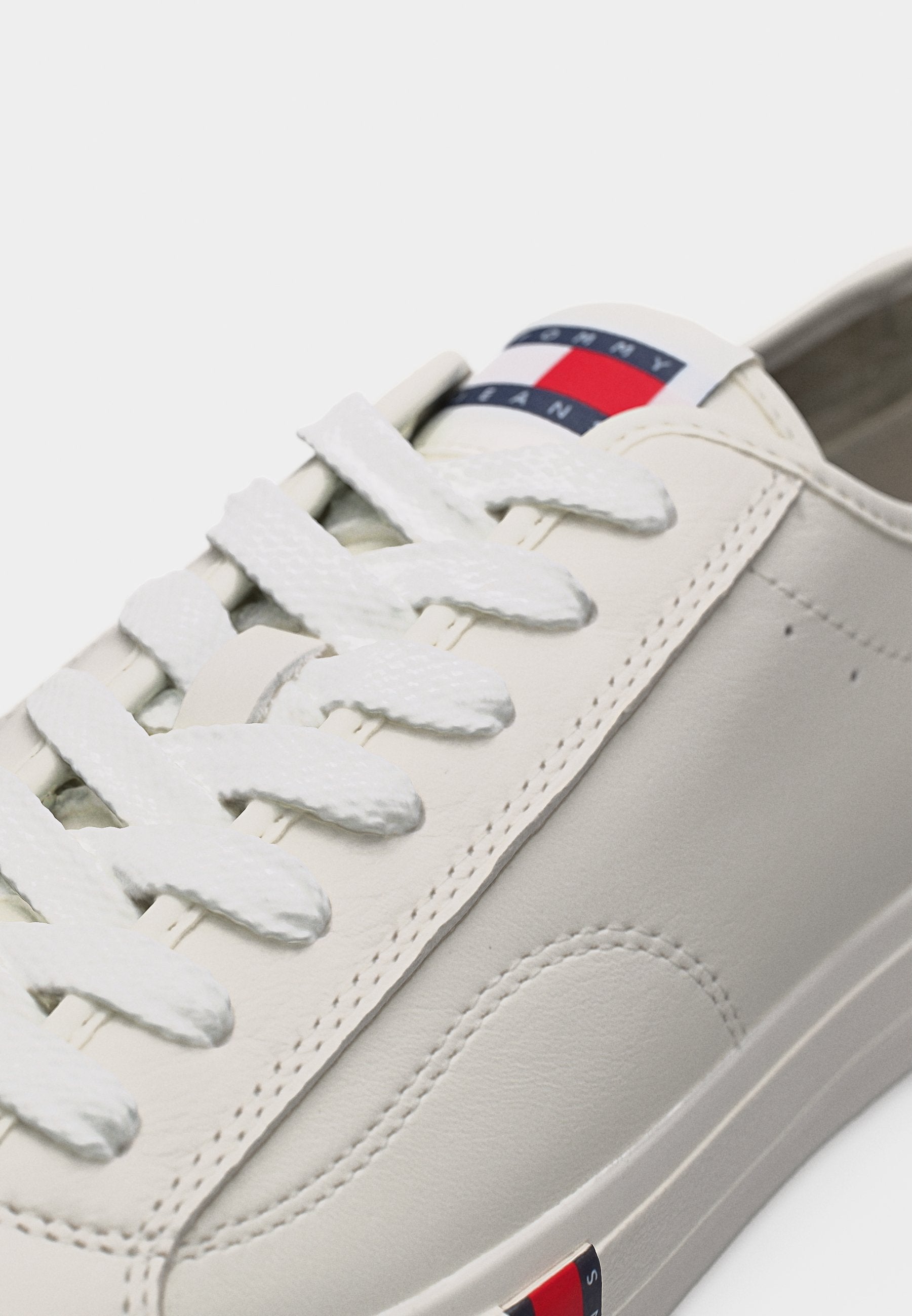 Tommy Jeans ARCHIVE FLAG STRIPE LEATHER TRAINERS