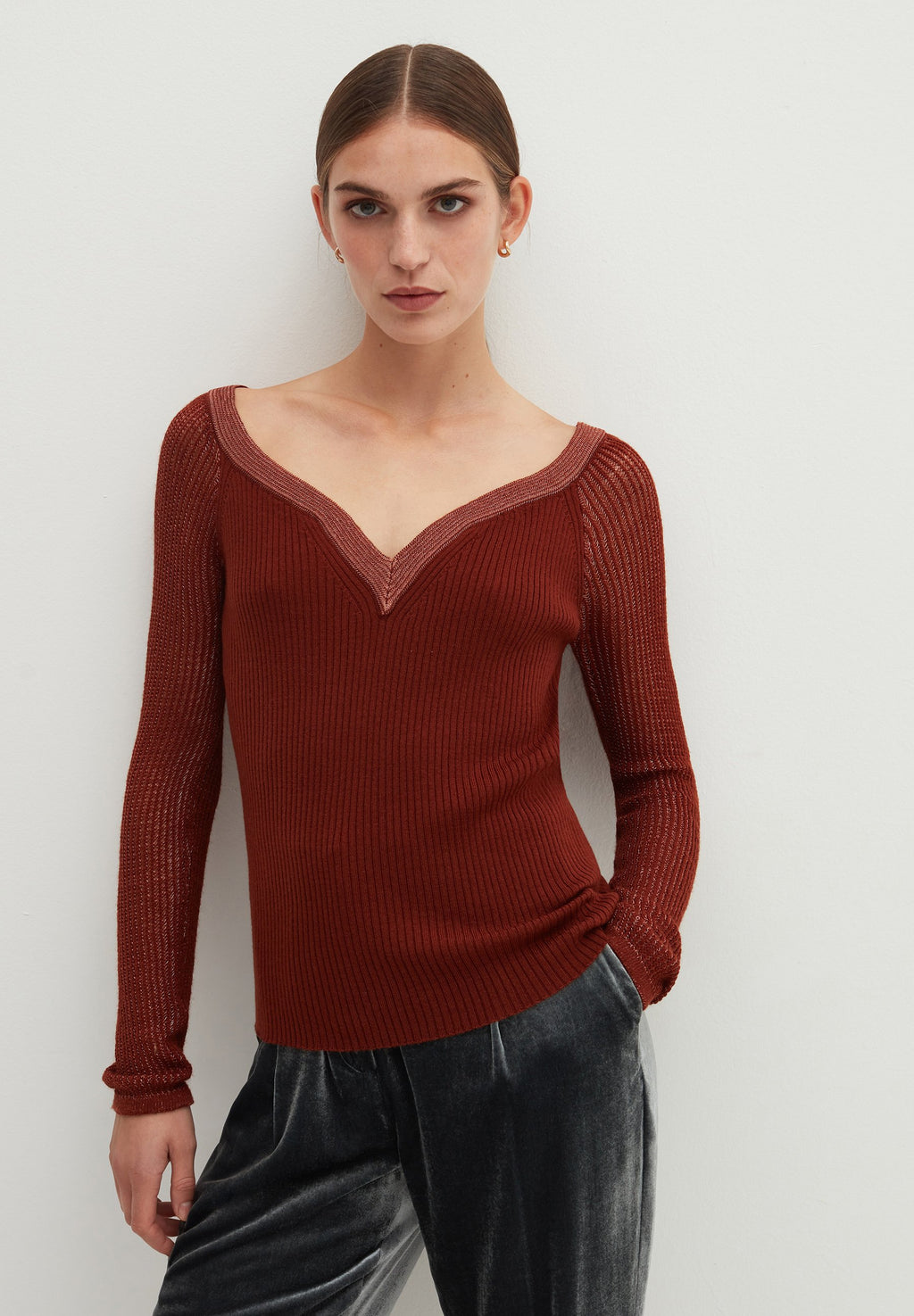 Stefanel WITH SWEETHEART NECKLINE AND DETAILS
