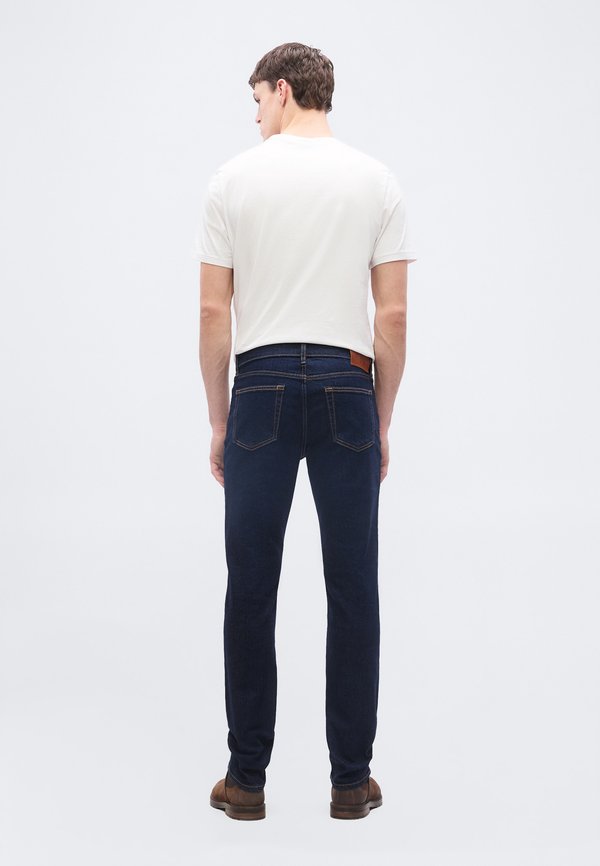 Calvin Klein Jeans SLIM
