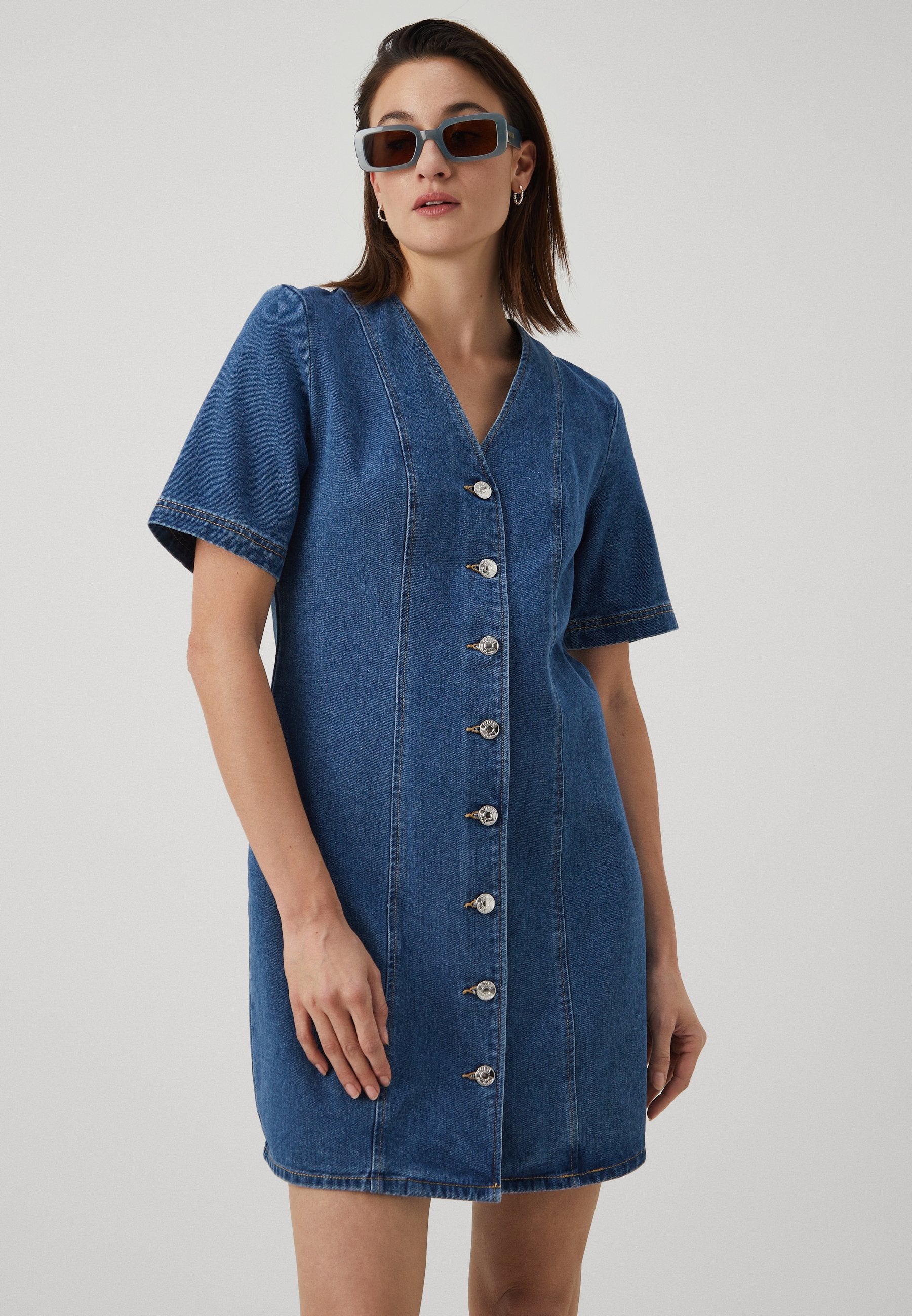 ONLKARLA V NECK DRESS Media 5