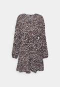 VMNAJA SHORT DRESS  - Vero Moda Tall - View 1