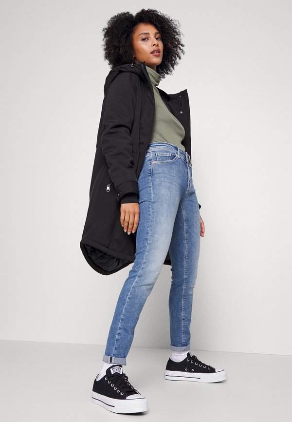Vero Moda Petite VMLUX SLIM DESTROY