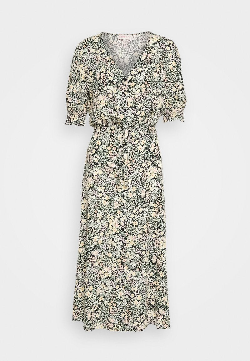 Blumen-Midikleid mit V-Ausschnitt, kurzen Puffärmeln und Taillenschutz. Der Stoff ist leicht und hat einen schwarzen Hintergrund mit einem mehrfarbigen Blumenmuster.