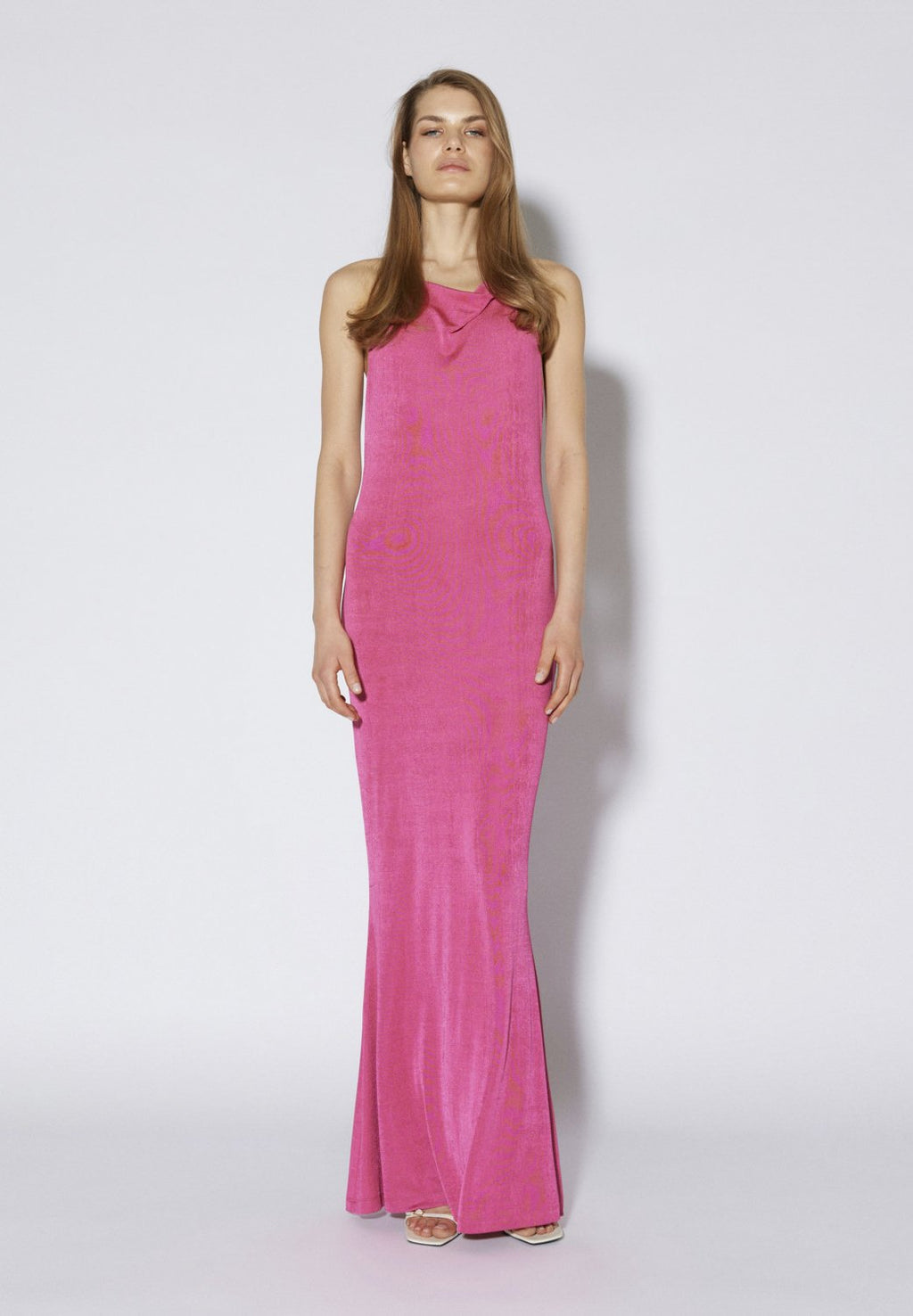SOMETHINGNEW SNANNE HALTERNECK MAXI DRESS