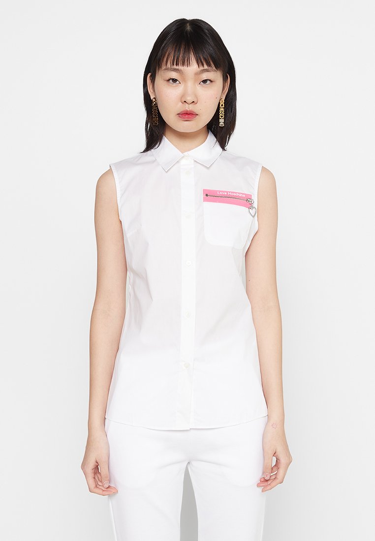 Love Moschino