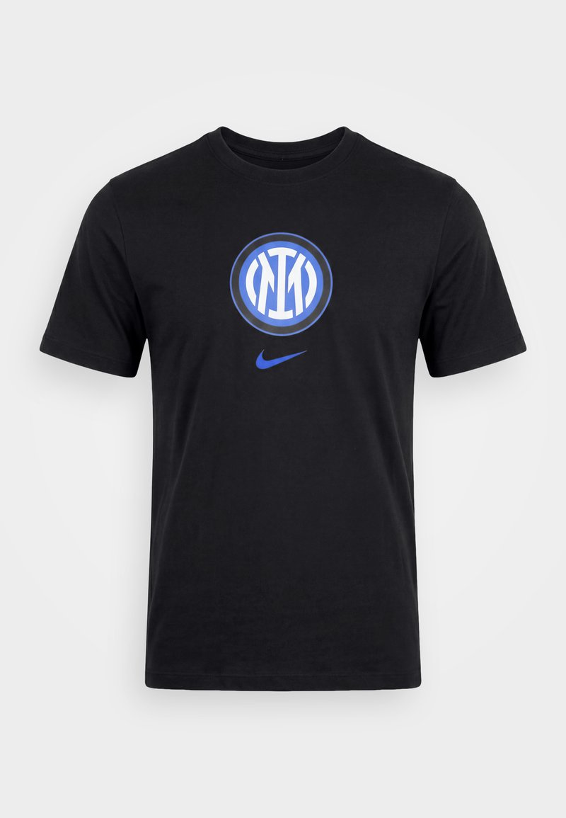 Schwarzes T-Shirt mit kurzen Ärmeln und einem blau-weißen runden Logo über einem kleinen blauen Nike-Swoosh auf der Brust.