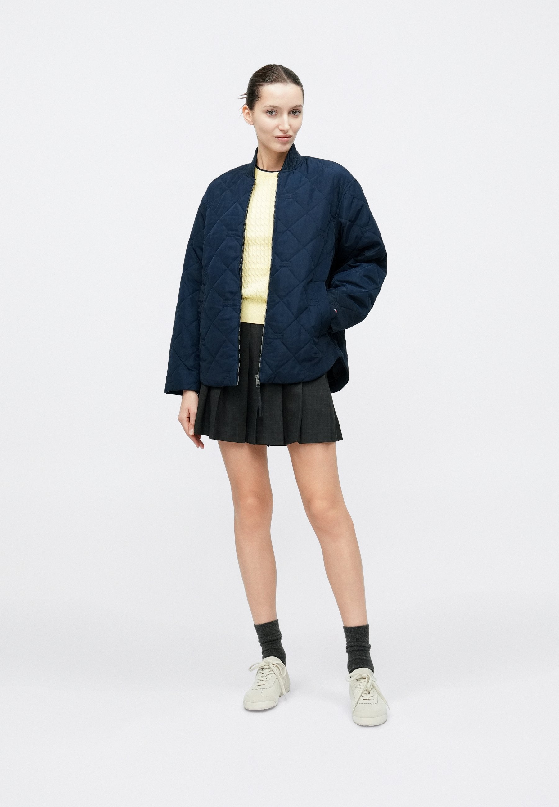 PADDED QUILTED Media 2