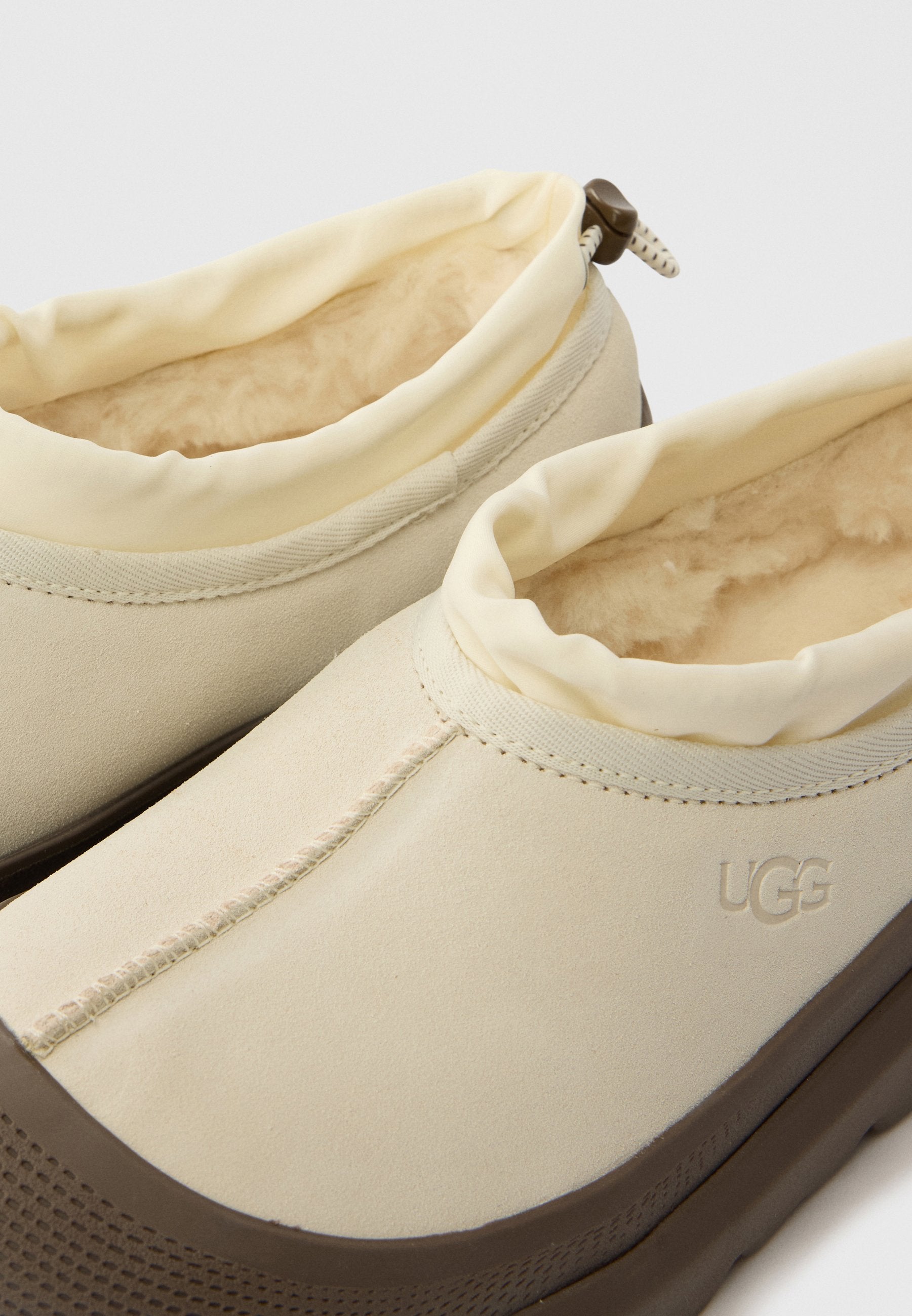 UGG TASMAN HYBRID UNISEX