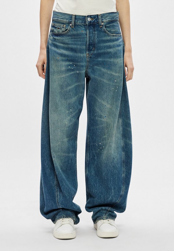 Tommy Jeans MID RISE WIDE BARREL LEG JEANS