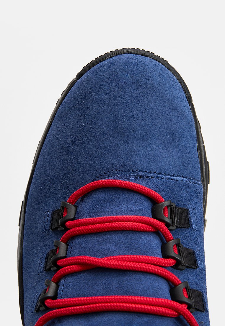 Nike Sportswear CYGNAL