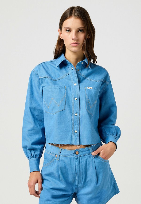 Wrangler LONG SLEEVE CUT OFF LOOSE FIT