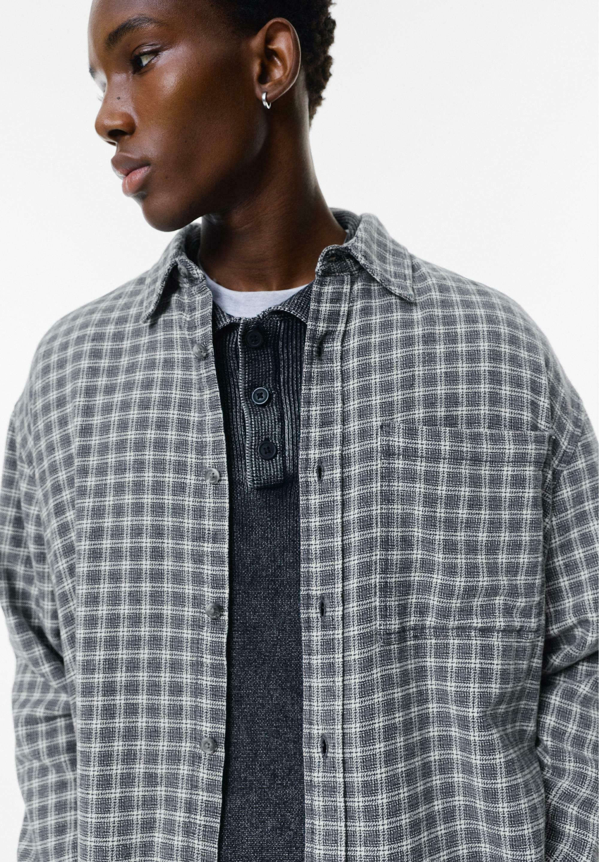 PULL&BEAR CHECK