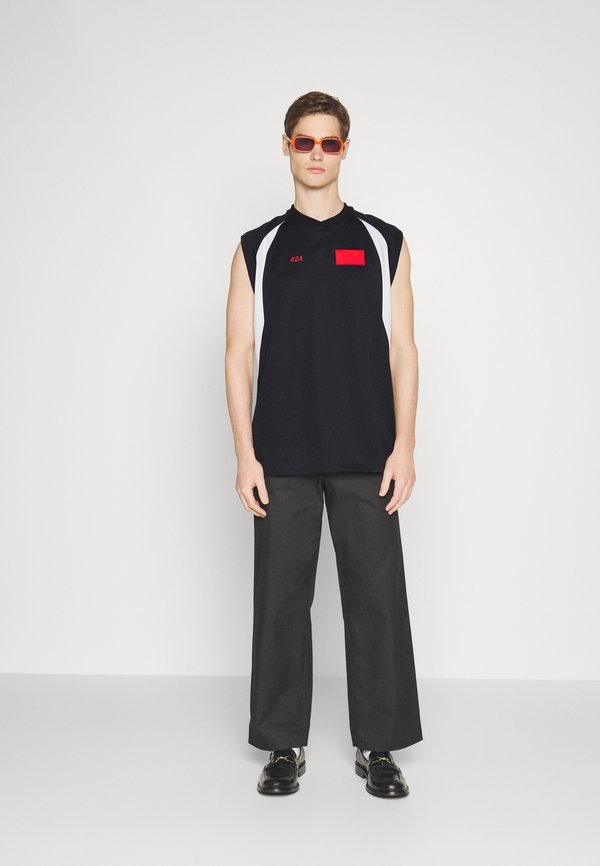 424 UNISEX