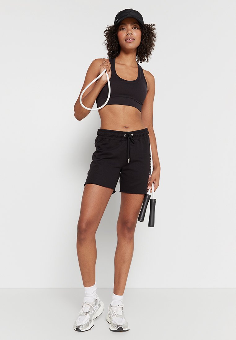 DKNY Sport