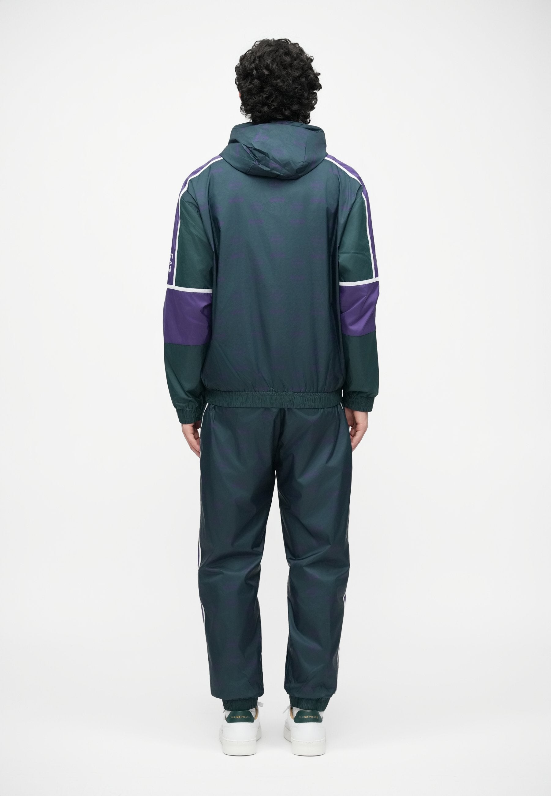 TRAIN GRAPHIC SERIES HOODIE MONOGRAM Media 4